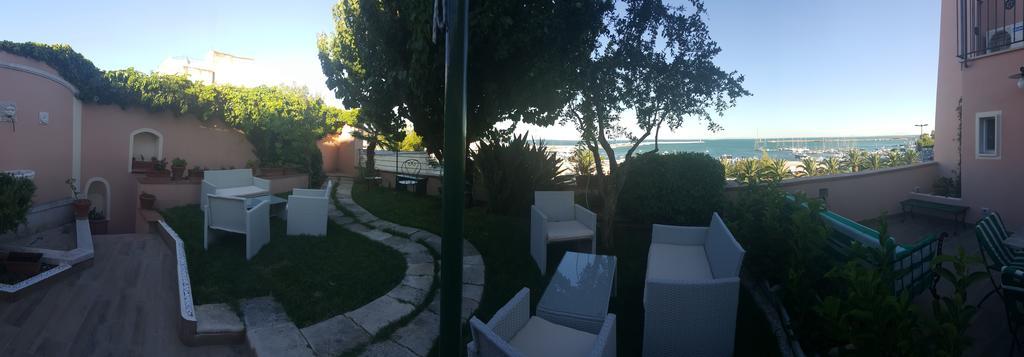La Dolce Vista - B&B Di Charme Manfredonia Exterior photo