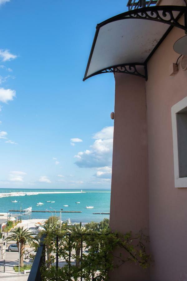 La Dolce Vista - B&B Di Charme Manfredonia Exterior photo